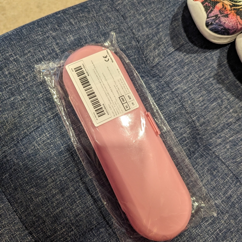 Electric tooth brush holder